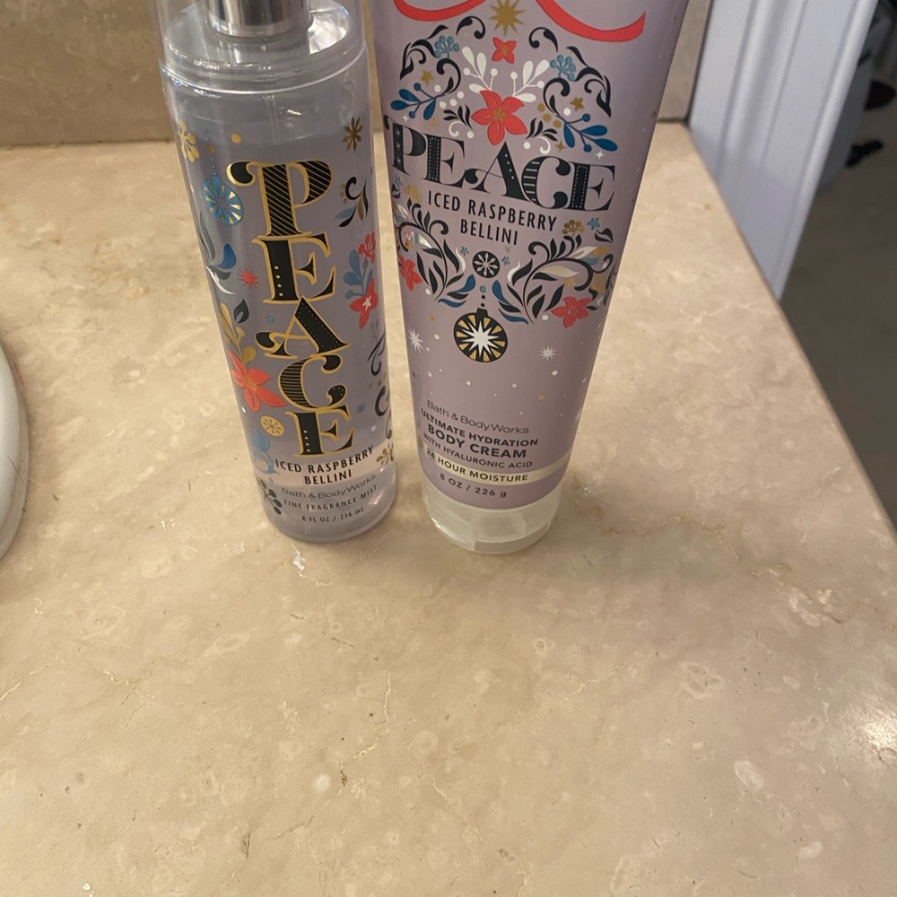 Bath & Body Works Peace Iced Raspberry Bellini Duo